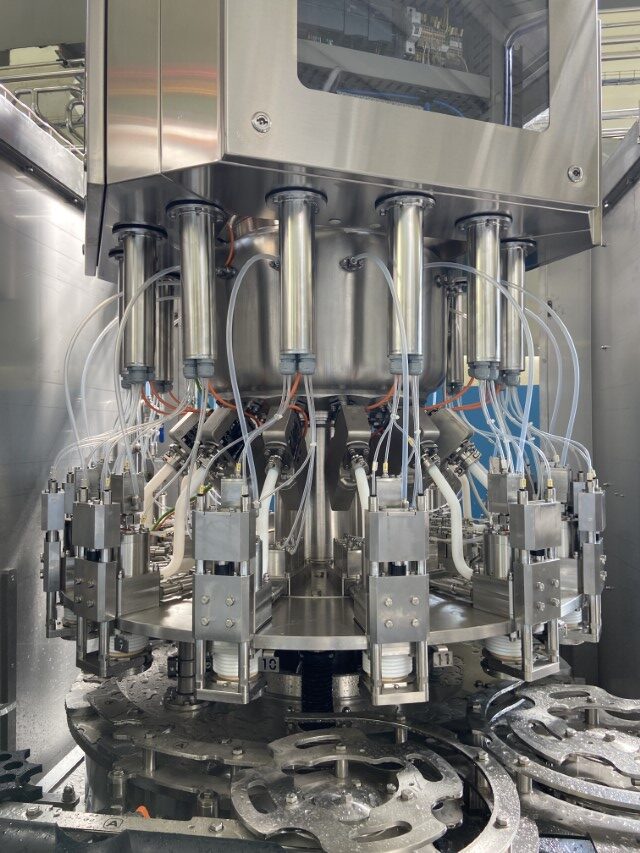 Electro Pneumatic Can filling carousel